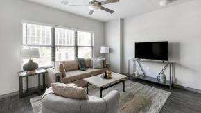 Landing at Bottle House of Main - 2 Bedrooms in Fort Worth